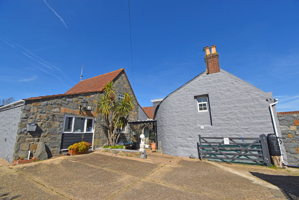 Main Image